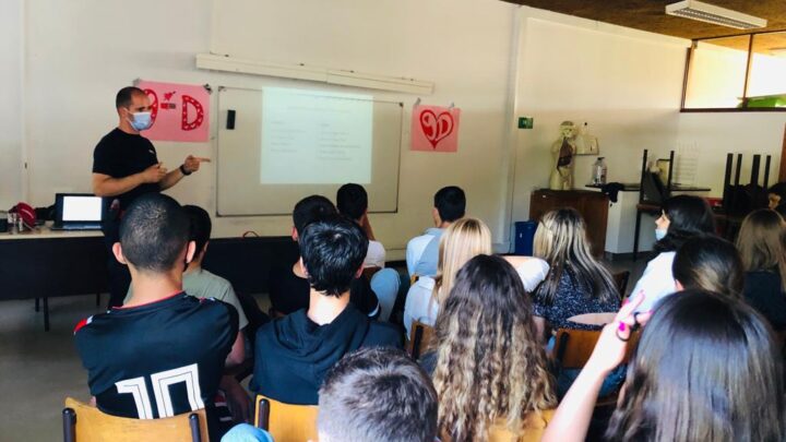 Formação–Suporte Básico de Vida–Escola Básica de Toutosa