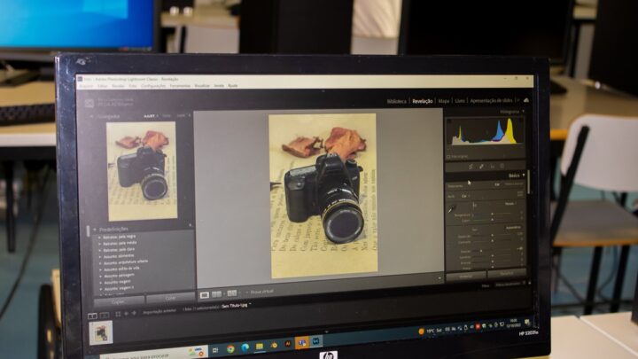 Estudantes do ISCE Douro na Escola Secundária de Marco de Canaveses