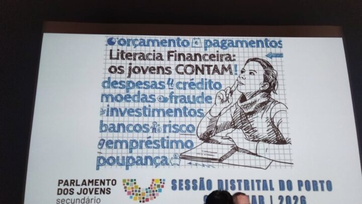 Alunos da Escola Secundária eleitos para a Sessão Nacional do Parlamento dos Jovens