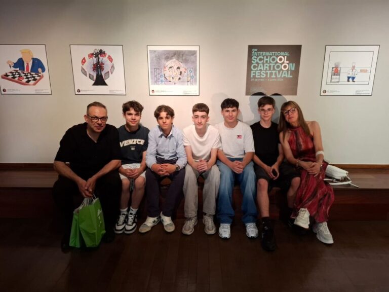 Alunos de Toutosa premiados em Festival Internacional de Cartoon
